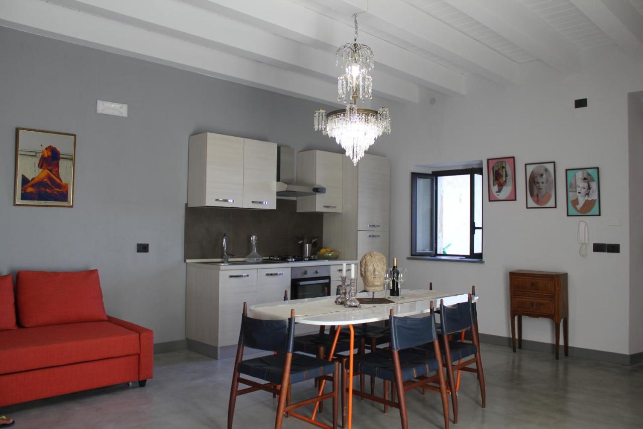 Palazzo Geremia - Le Dimore Dell'Antiquario Leilighet Acireale Eksteriør bilde